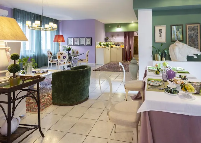 Maison Biagetti Bed & Breakfast 4*