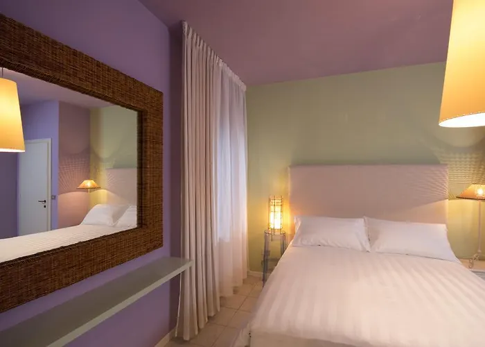 Bed & Breakfast Maison Biagetti 4*